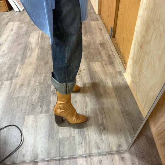 Free People “Elle” Block Heeled Boot.  Made in Portugal.  Size 37. - Picture 2 of 11